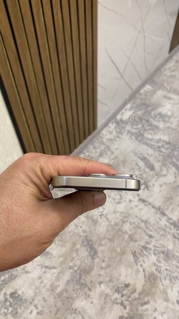 Apple iPhone: IPhone 15 Pro, 256 GB, Natural Titanium, Face ID, Sənədlərlə — 5