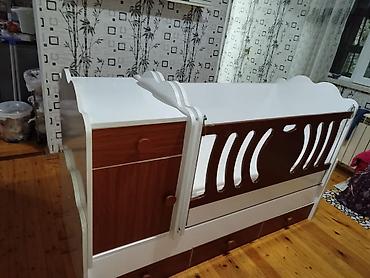 transformer masalar: Oğlan və qız üçün, İşlənmiş, Dördbucaq, Beşik, Dəstsiz, Matras ilə, Yellənmə mexanizmsiz — 4