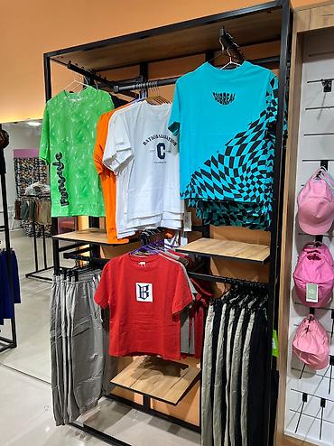 Кронштейны, стойки: Кронштейн Для одежды, Материал: Металл, С подсветкой, Новый — 23