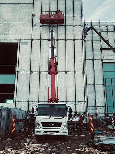 услуга автовышка: Услуги автовышки, высота подъёма от 12м до 45метр,люлька — 9