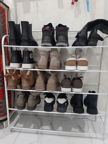 Кухонные наборы: Набор кухонных принадлежностей: 1) Два пружинных безменa (карманные — 6