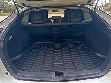 ravon 4: Toyota Prius: 2016 г., 1.8 л, Автомат, Гибрид, Лифтбек — 10