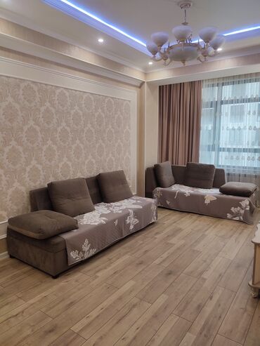 Посуточная аренда квартир: 2 комнаты, Душевая кабина, Постельное белье, Кондиционер — 4