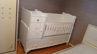 стульчик и кресло кочалка для кормления: Для девочки и мальчика, Четырехугольная, Колыбель, Без бортиков, Без матраса, Без механизма качания