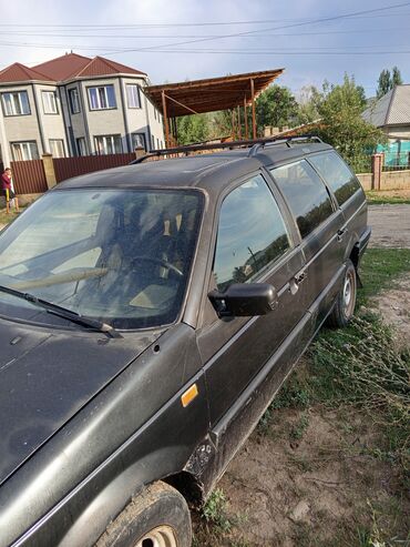 афто токмок: Volkswagen Passat Variant: 1990 г., 1.8 л, Механика, Бензин, Универсал