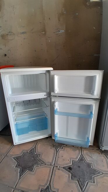 бу бытовая техника: Холодильник Двухкамерный