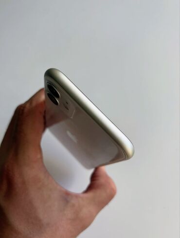 Apple iPhone: IPhone 11, 128 GB, Ağ, Face ID — 3