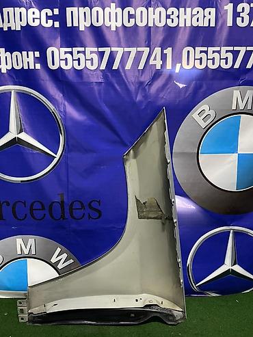 x166: Крыло Переднее правое Mercedes-Benz, 2013 г., Б/у, Оригинал — 2
