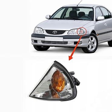 Комплект поворотников Toyota 2001 г., Новый at lalafo.kg Комплект поворотников Toyota 2001 г., Новый