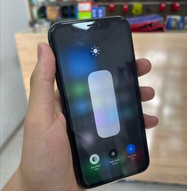 Apple iPhone: IPhone 11, 64 GB