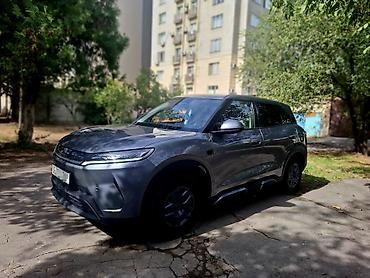 BYD: BYD Yuan Up: 2025 г., Автомат, Электромобиль, Кроссовер — 4