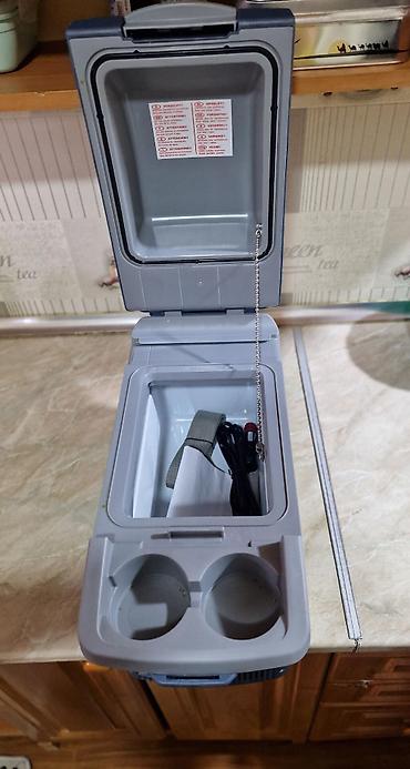 avto kamera: Toyota avtomobil soyuducusu/termos (12V) - Rəsmi Toyota aksesuarı — 3