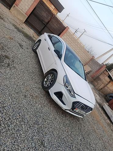 solaris hyundai: Hyundai Sonata: 2018 г., 2 л, Газ, Седан — 3
