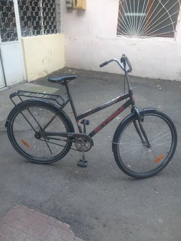 velisoped 28: Şəhər velosipedi 28"
