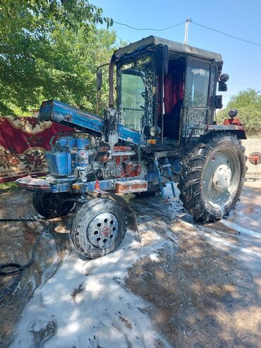 1221 traktor satisi: Traktor T28, 1998 il, motor 0.6 l, İşlənmiş