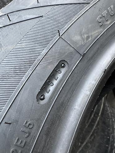 po: Зимняя шина Maxtrek Trek M7 Plus - Размер: 285/60 R18 - Индекс — 3
