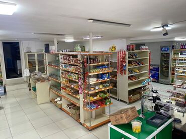 Həyət evləri və villaların satışı: 6 otaqlı, 7000 kv. m, Orta təmir — 2