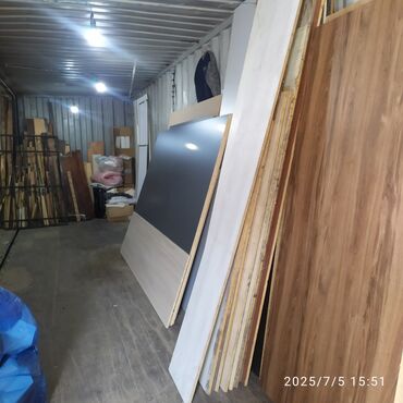 резиновые покрытия для детских площадок цена: Продаю остатки ЛДСП разных расцветок в полцены. Остатки разного