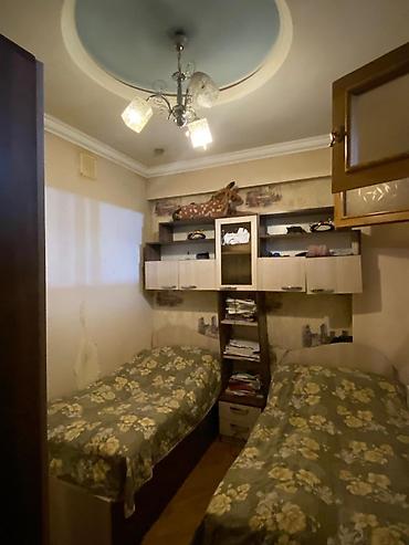 gence satilan evler: Bakı, 3 otaqlı, Köhnə tikili, m. Əhmədli, 93 kv. m — 8