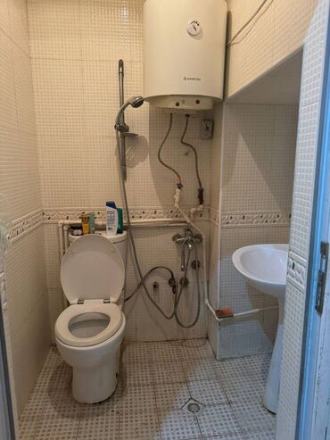 Köhnə tikili: Bakı, 3 otaqlı, Köhnə tikili, m. 28 may, 70 kv. m — 9