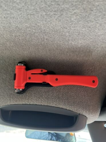 электронный мопед цена: Автомобильный аварийный молоток/резак ремня безопасности. Описание: -