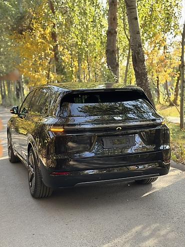byd leopard: Lixiang L7: 2024 г., 1.5 л, Автомат, Электромобиль, Кроссовер — 6