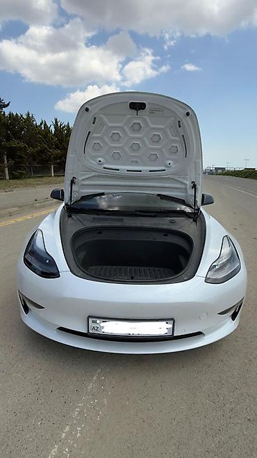 Tesla: Tesla Model 3: 0.1 l | 2022 il 62000 km Sedan — 3