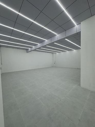 Аренда помещений свободного назначения: Срочно! Срочно! Срочно! -Коммерческое помещение с витринными окнами — 22