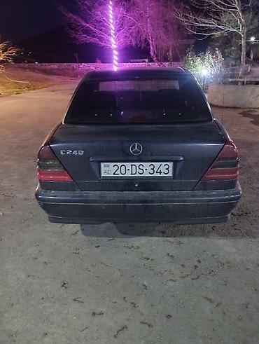 Mercedes-Benz: Mercedes-Benz C240 sedan - Kuzov: W202 sedan, qara rəng - Mühərrik — 2