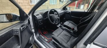 Opel: Opel Astra: 1.8 l | 1999 il 285600 km Universal — 12