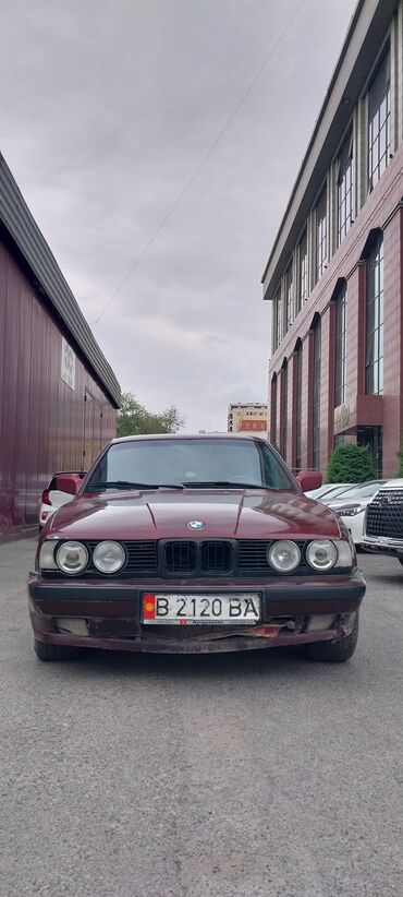 BMW: BMW 520: 1990 г., 2.5 л, Механика, Бензин, Седан