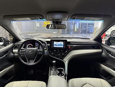 Toyota: Toyota Camry: 2021 г., 2.5 л, Автомат, Гибрид, Седан — 11