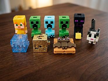 oyuncaq traktor: Minecraft üslubunda fiqur və aksesuar dəsti. Dəstə piksel dizaynlı — 1