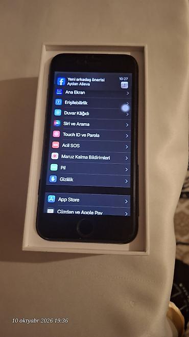 irsad iphone 7: IPhone 7, Qara, Barmaq izi — 9