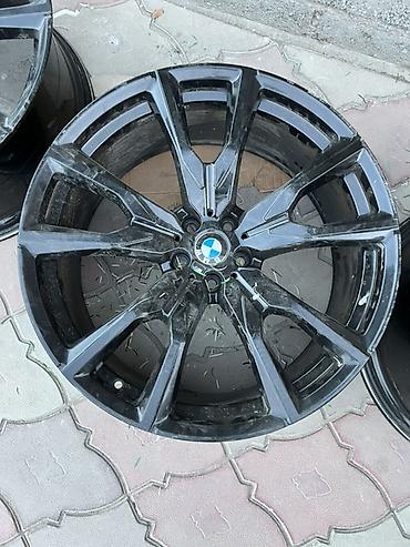 диски алюминевые 22 5: Литые Диски R 22 BMW, Комплект, отверстий - 5, Б/у — 2
