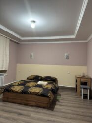 иссык куль куплю дом: 1 комната, Душевая кабина, Постельное белье, Парковка