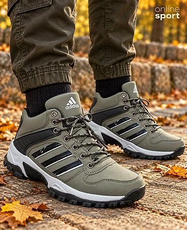 ugg obuća: Muške Kanadjanke
41-46
4300 din
SO — 1