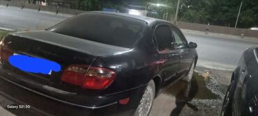 Nissan: Nissan Maxima: 2000 г., 2 л, Механика, Бензин, Седан