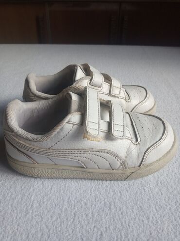Детская обувь: Оригинал кожанных кроссовок Puma из Италии, в очень хорошем состоянии
