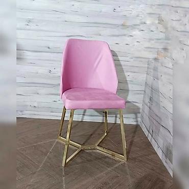 Stolice: Barske/dining stolice sa zlatnim metalnim nogama i mekanim — 10