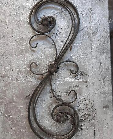 Pilləkən məhəccərləri: 📖Kataloqlarimiz müxtəlifdir. Bəzəkləri qabağa çevirdikcə Resotka — 8