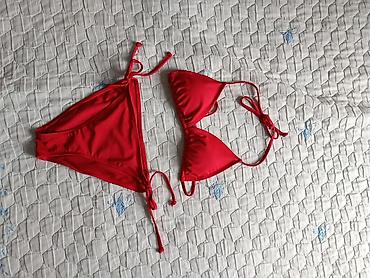 tigrasti kupaci: Crveni dvodelni bikini – klasičan trouglasti model - Boja: intenzivno — 1
