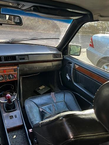 sl 55: Mercedes-Benz E-Class: 1992 г., Седан — 8