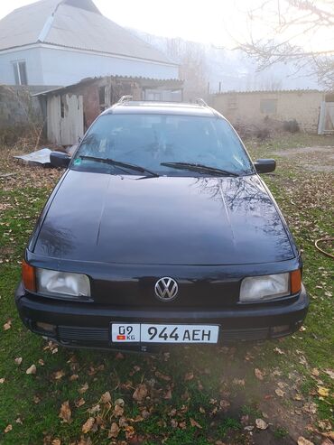 Volkswagen: Volkswagen Passat Variant: 1990 г., 1.8 л, Механика, Бензин, Универсал