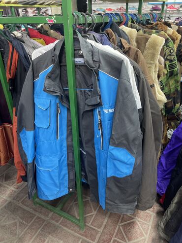 Куртки: Лыжные куртки и штаны лыжные комбинезон