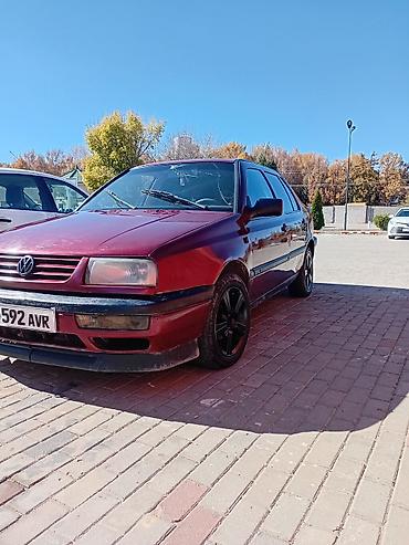 бампер camry 70: Volkswagen Vento: 1992 г., 1.8 л, Механика, Бензин, Седан — 3
