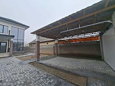 Долгосрочная аренда домов: 250 м², 5 комнат — 6