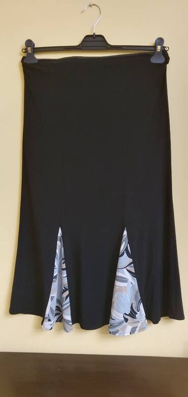 Suknje: Suknje M veličine za zimu i ostale sezone. 1 kom - 500din 2 kom - na lalafo.rs — 10 Suknje: Suknje M veličine za zimu i ostale sezone. 1 kom - 500din 2 kom - — 10