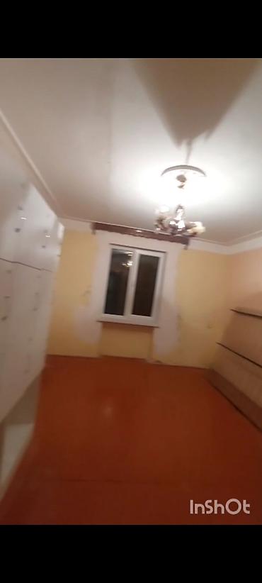 berdede satilan evler: Gulustanda 14nomreli mektebin yani 2otag 1nci mertebe 250manata — 7