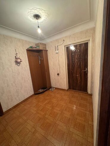 Köhnə tikili: Sumqayıt, 3 otaqlı, Köhnə tikili, 68 kv. m -da lalafo.az — 4 Köhnə tikili: Sumqayıt, 3 otaqlı, Köhnə tikili, 68 kv. m — 4